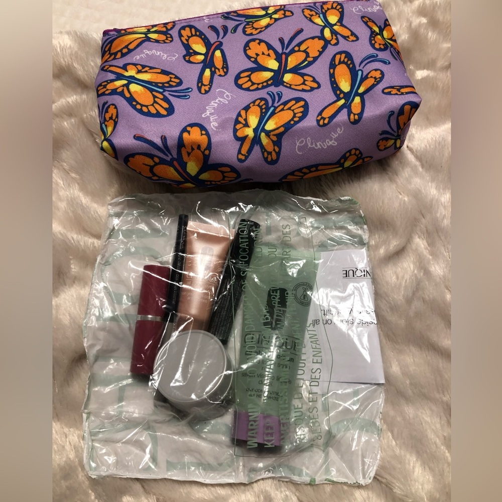NEW! Clinique Bundle!